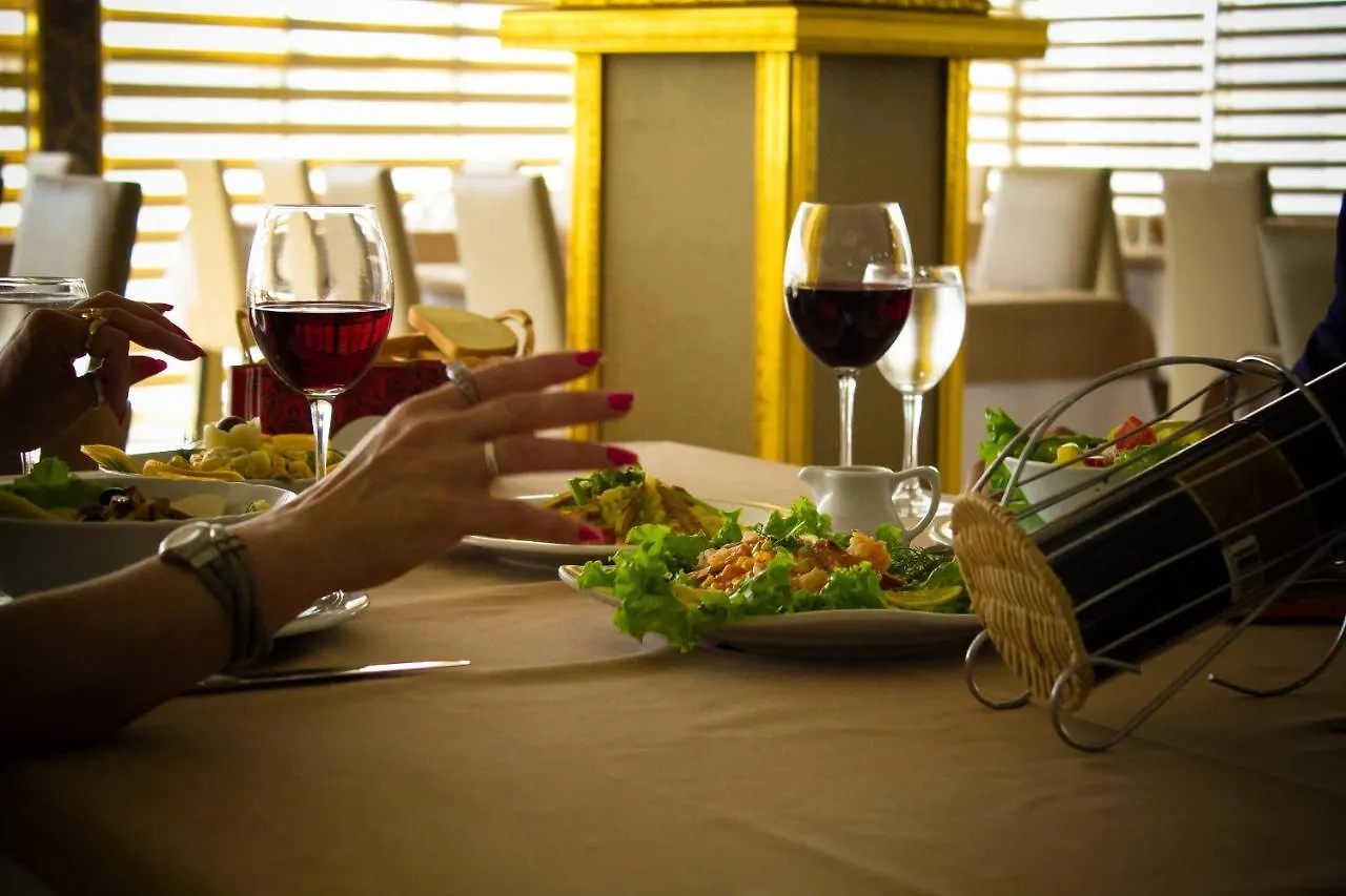 Sharq Plaza Hotel Baku