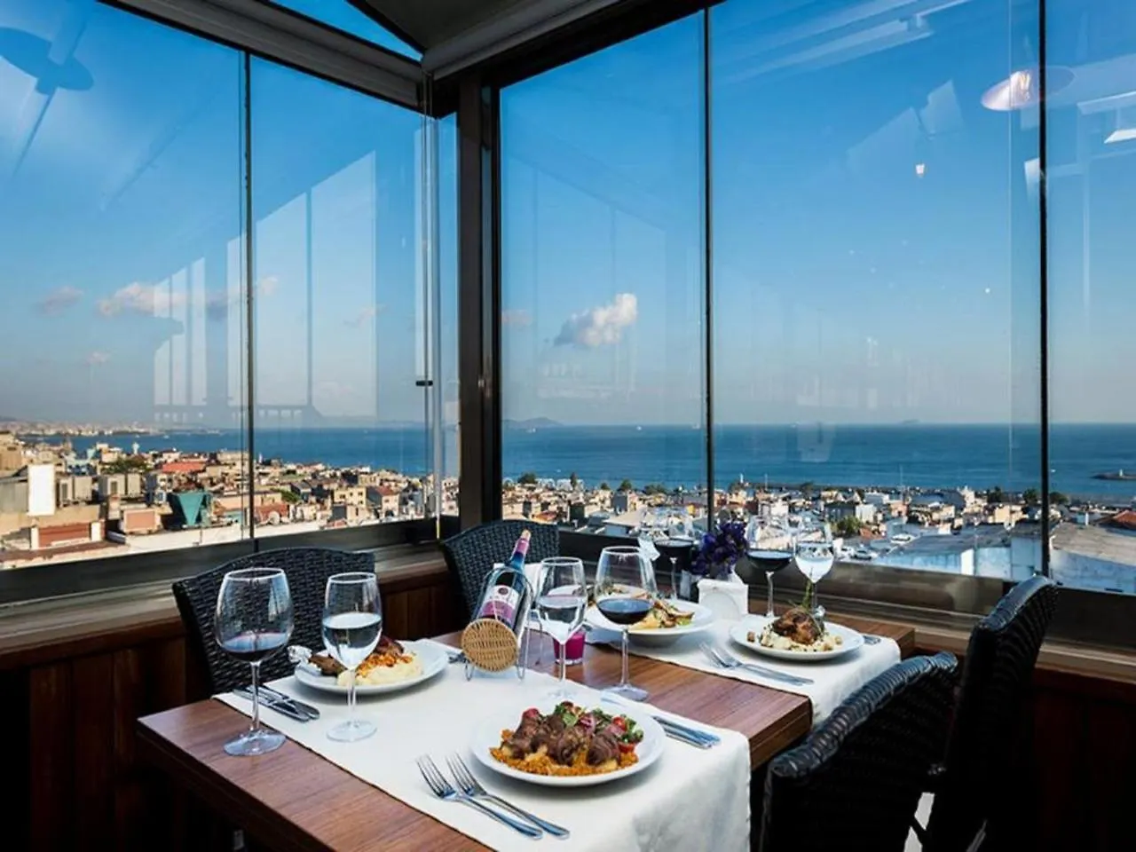 Sharq Plaza Hotel Baku
