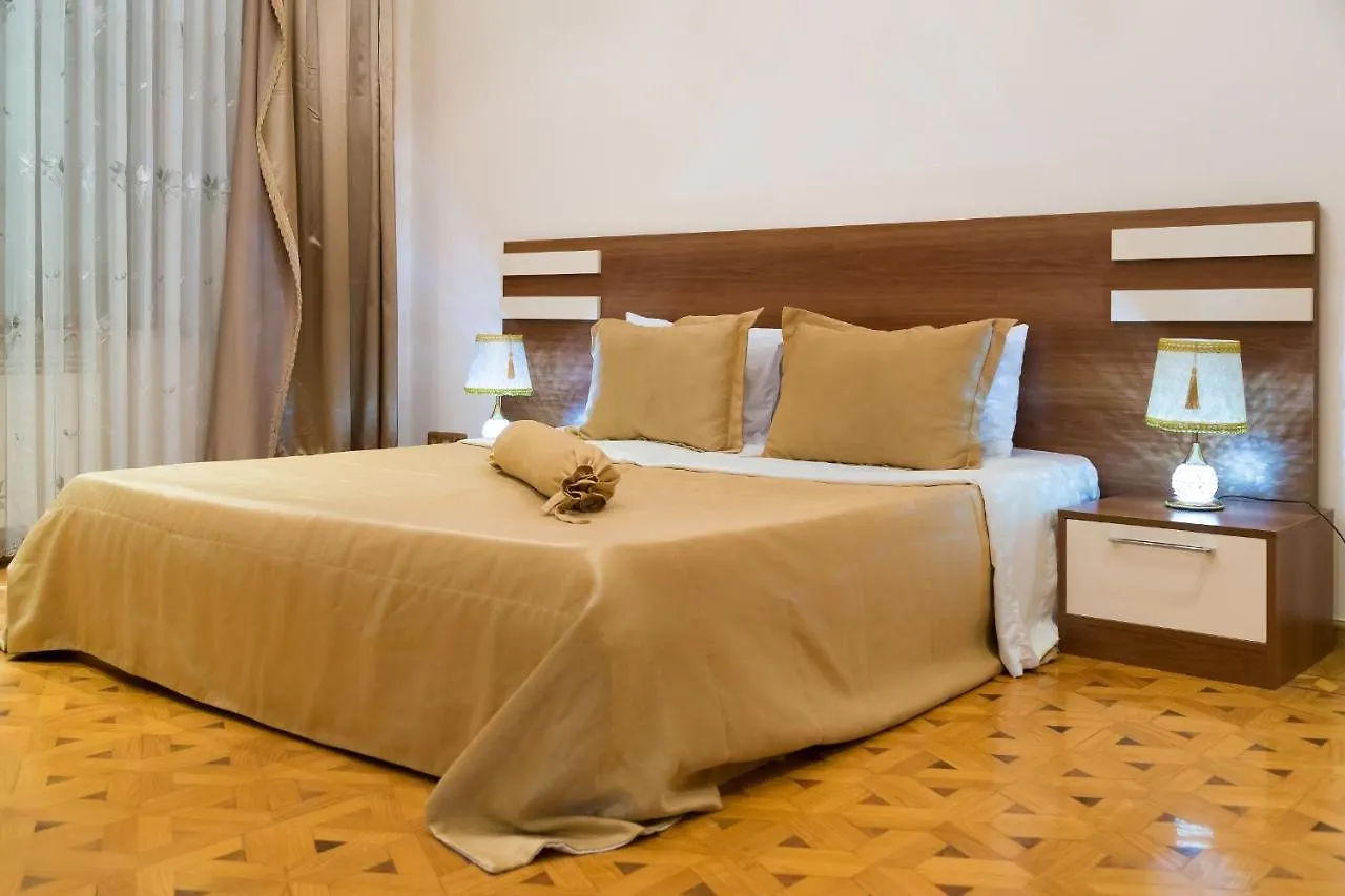 Sharq Plaza Hotel Baku 3*,  Aserbaidschan
