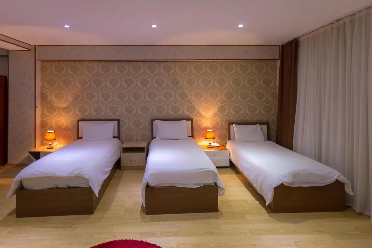 Sharq Plaza Hotel Baku